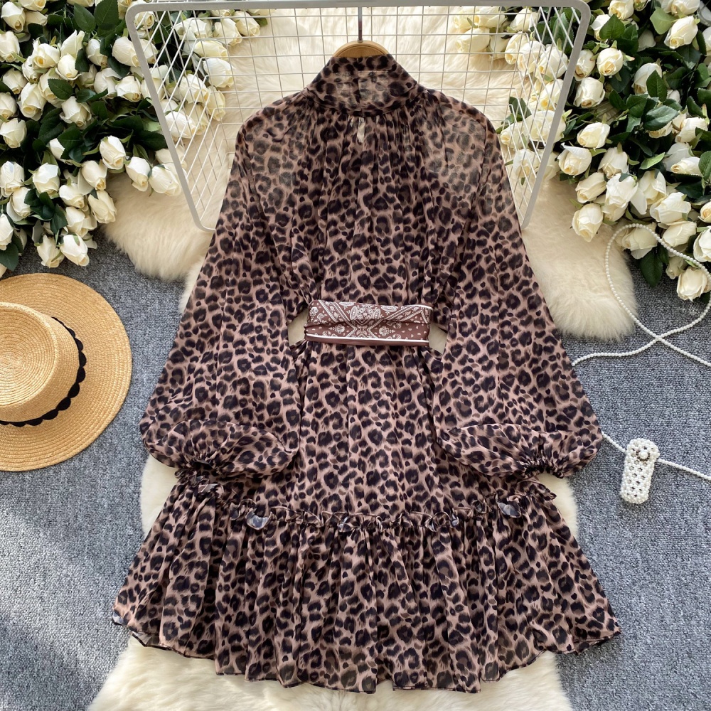 Niche lantern sleeve T-back leopard A-line scarves for women