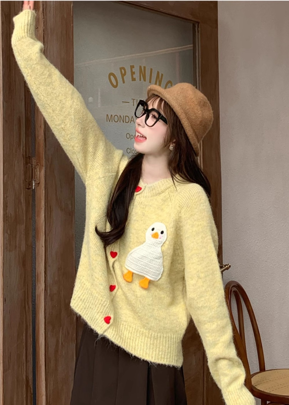 Knitted tender cardigan embroidery sweater for women