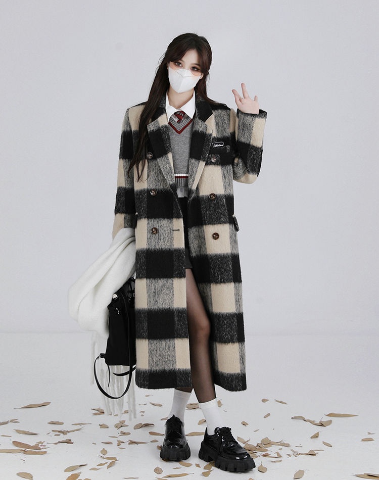 Plaid black-white overcoat Korean style long woolen coat