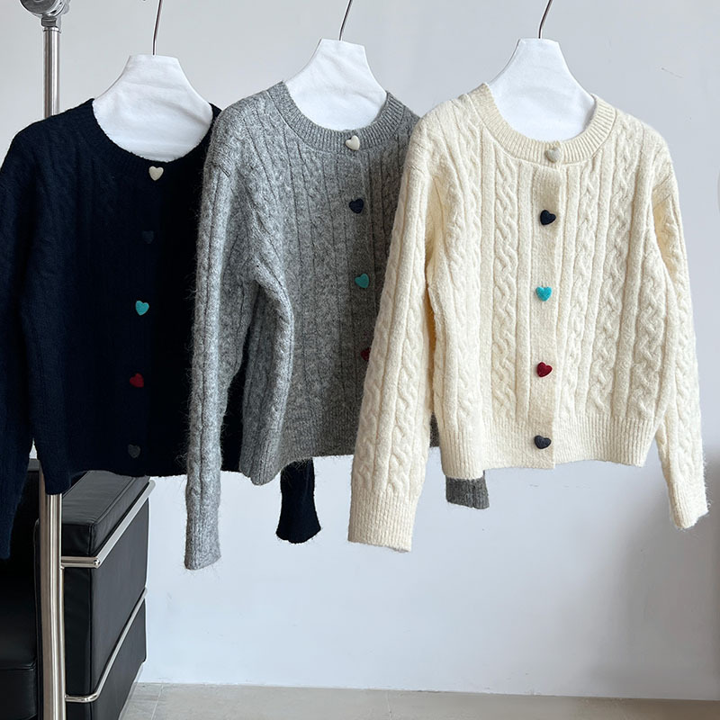 Autumn twist heart cardigan knitted retro sweater