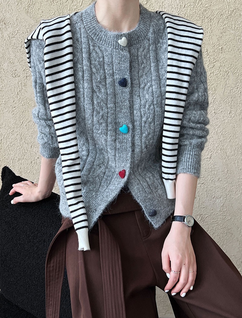 Autumn twist heart cardigan knitted retro sweater