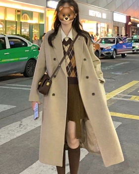 Korean style Hepburn style woolen coat for women