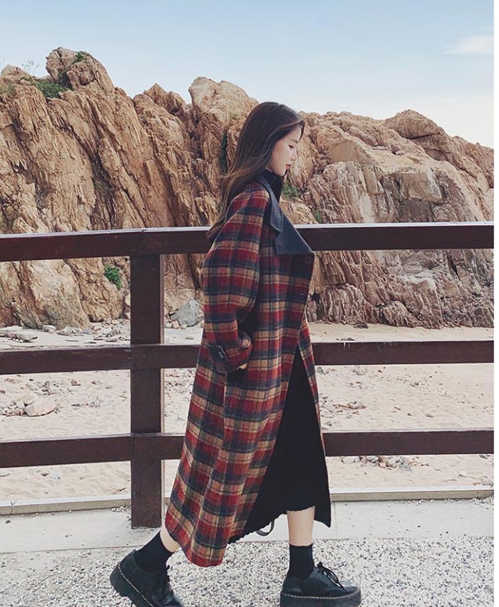 Korean style loose retro plaid thick long woolen coat