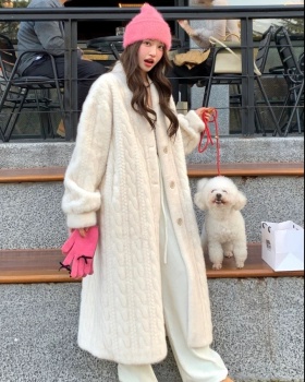 Elmo winter overcoat thick long fur coat for women