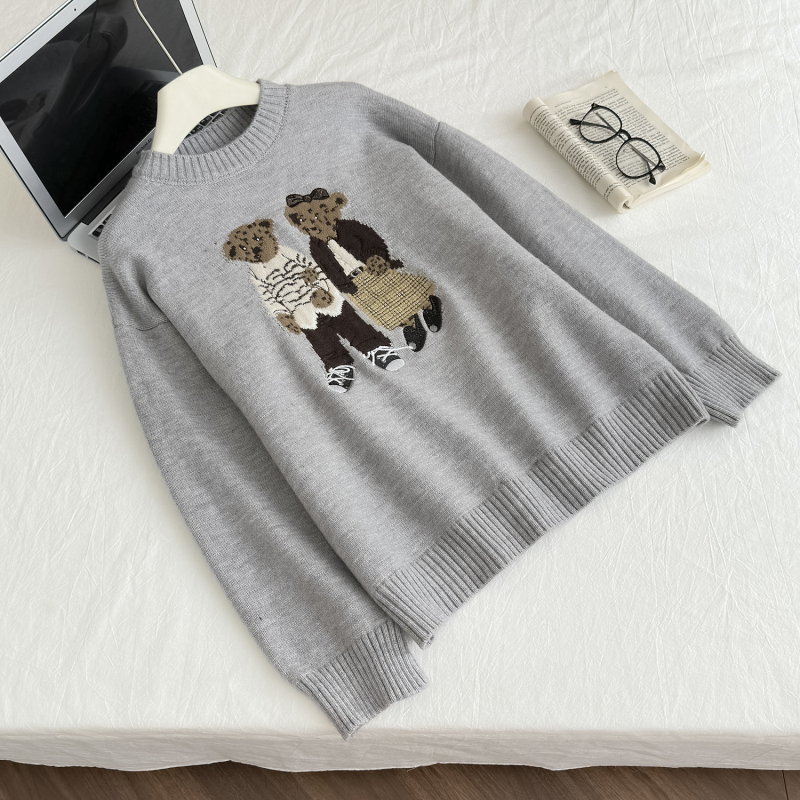 Round neck autumn cubs loose jacquard retro cartoon sweater