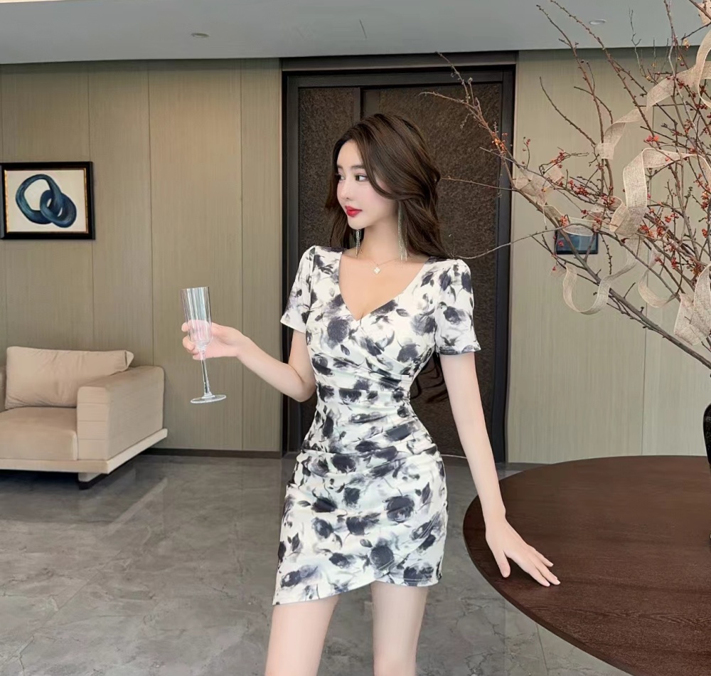 Package hip sexy short sleeve printing V-neck dress