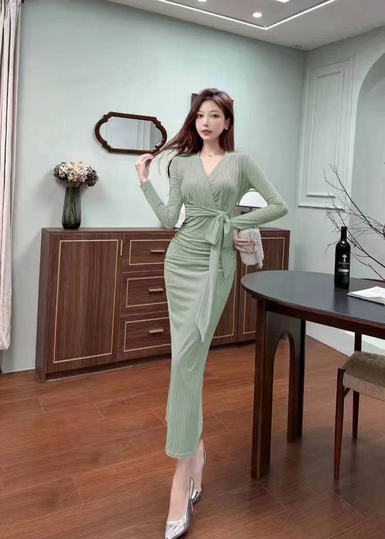 Elegant ladies long dress pinched waist formal dress