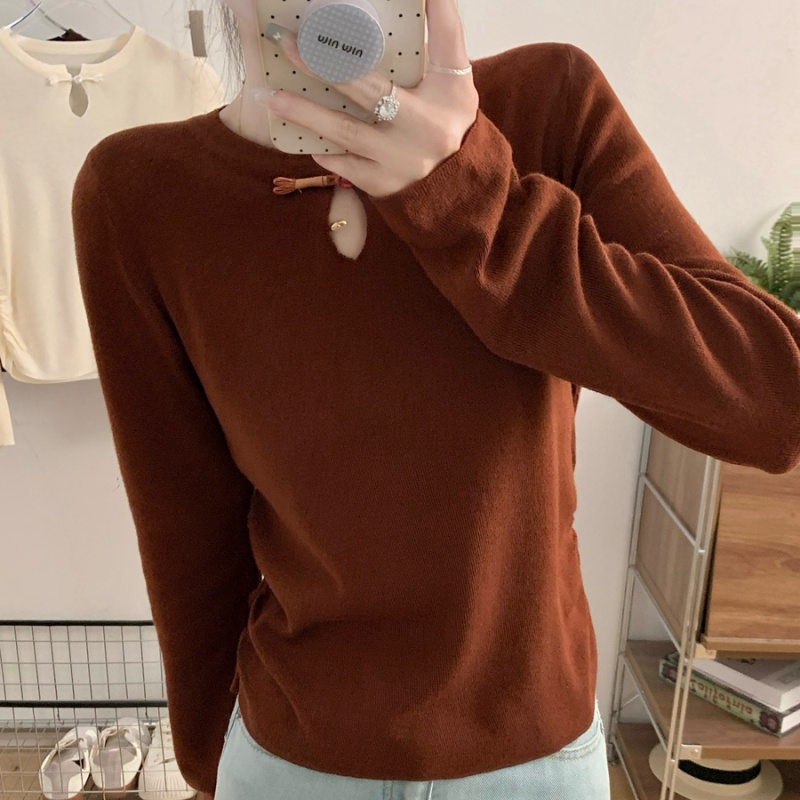 Wool hollow V-neck autumn and winter sweater