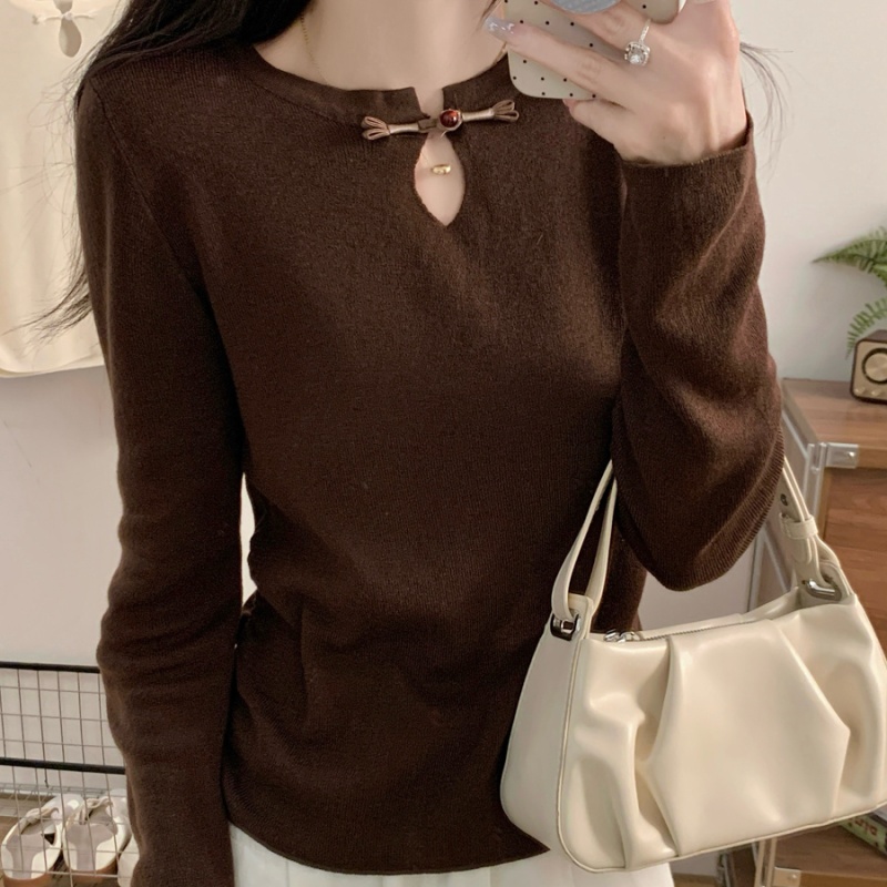 Wool hollow V-neck autumn and winter sweater