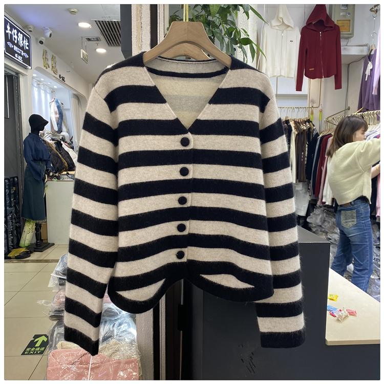 Stripe knitted tops Western style retro coat for women