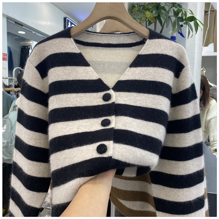 Stripe knitted tops Western style retro coat for women