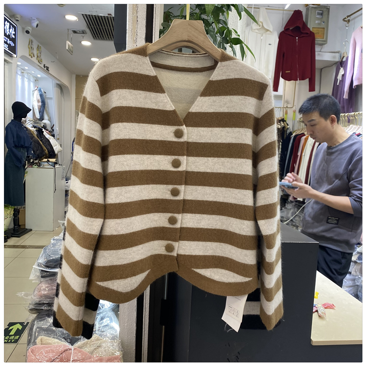 Stripe knitted tops Western style retro coat for women