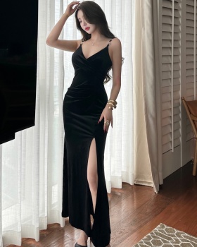 Bottoming package hip long golden velvet sexy slit dress