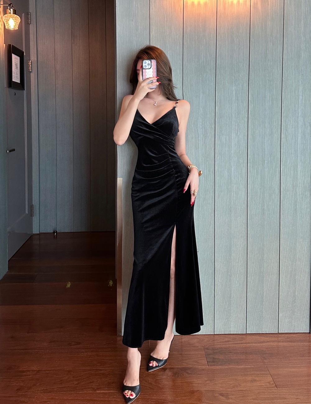 Bottoming package hip long golden velvet sexy slit dress