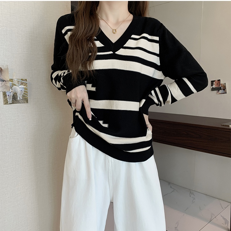 Stripe bottoming lazy knitted autumn and winter V-neck tops