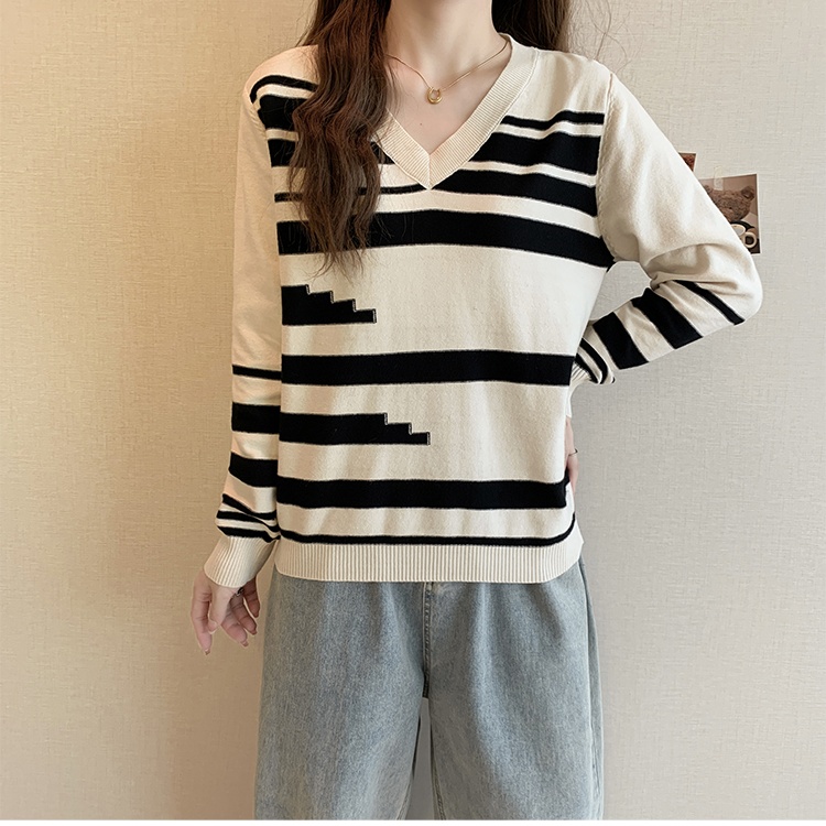 Stripe bottoming lazy knitted autumn and winter V-neck tops