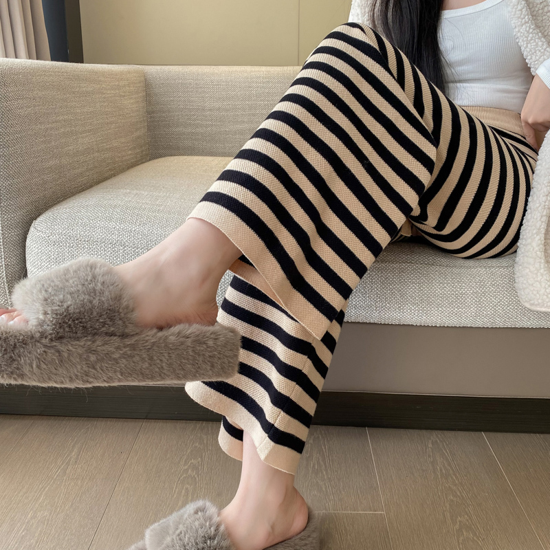 Autumn and winter stripe knitted sweatpants for women