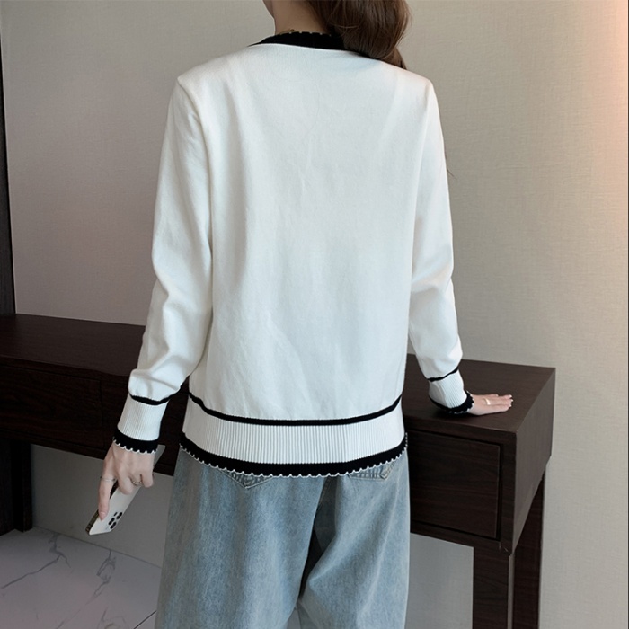 Autumn and winter sweater knitted tops for women