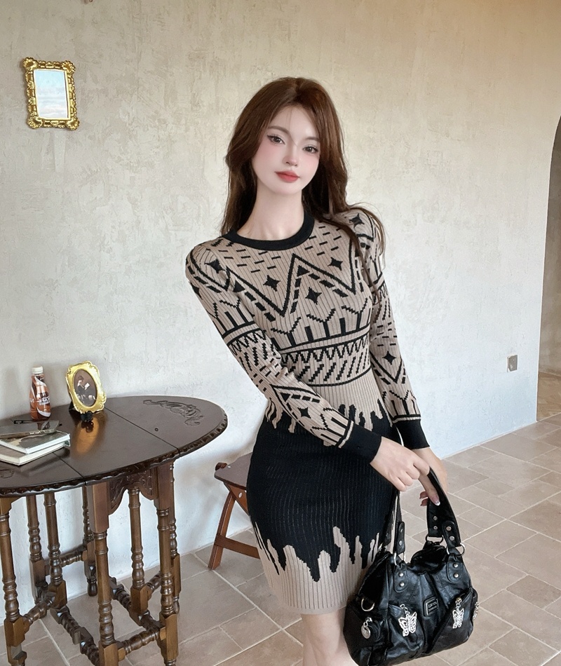 Pattern long sleeve sweater dress retro dress