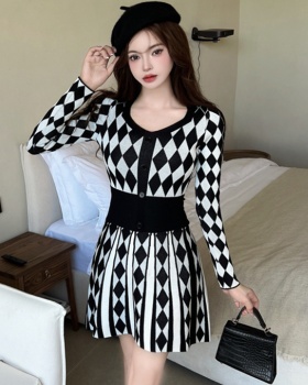 Knitted swing square collar dress sexy geometry sweater dress