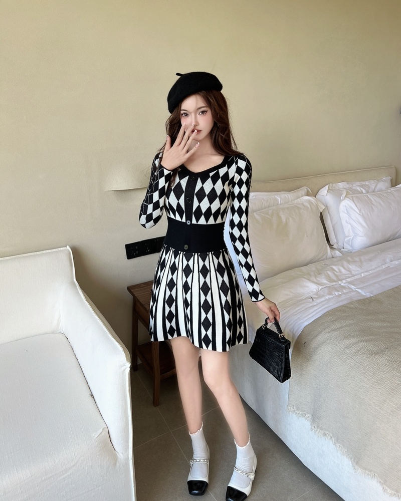 Knitted swing square collar dress sexy geometry sweater dress