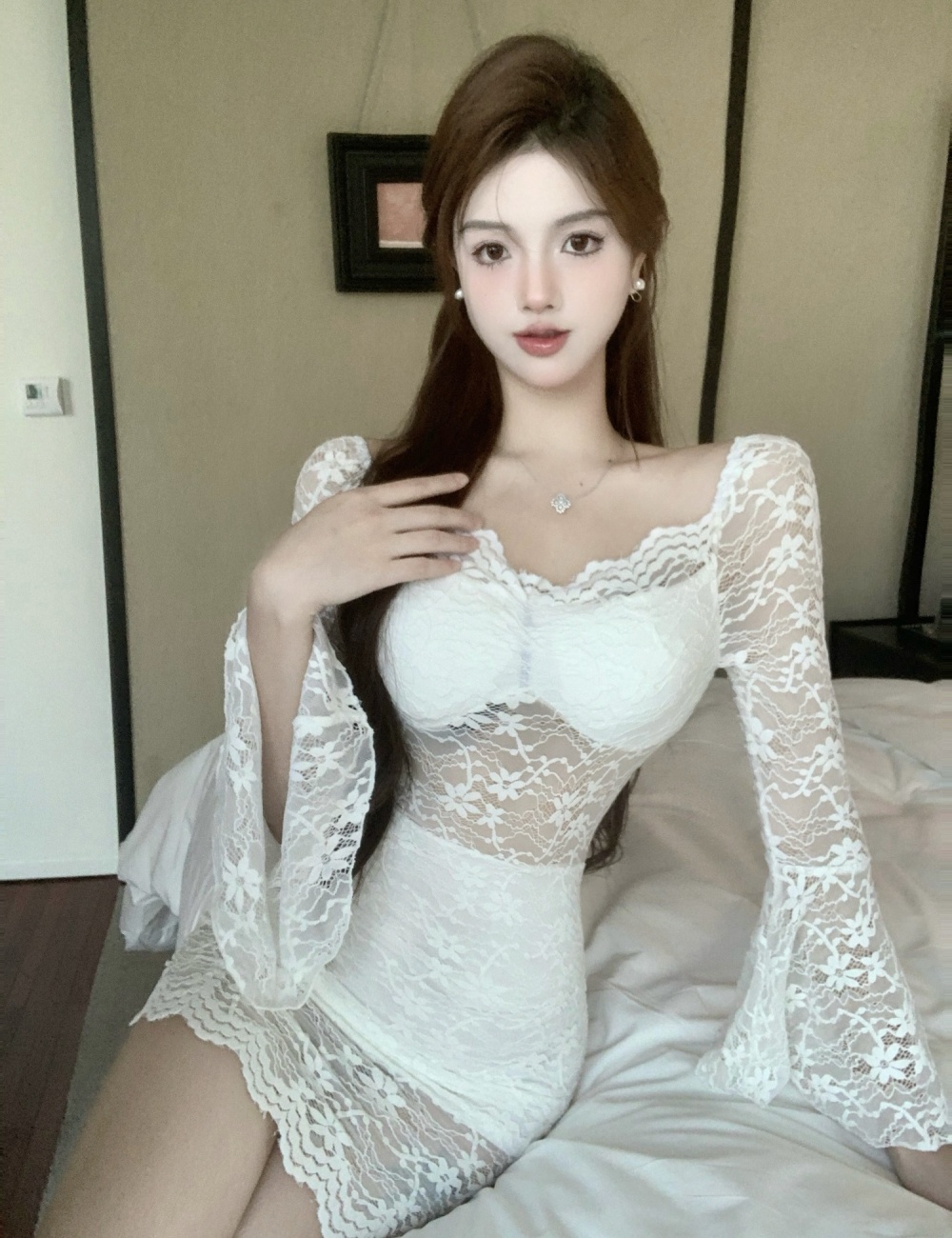 White fashion sexy package hip dress for women