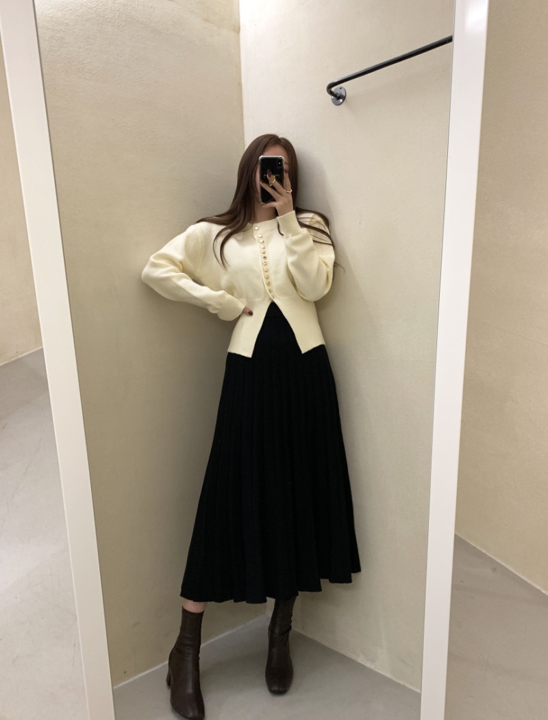 Pleated France style pure A-line autumn skirt