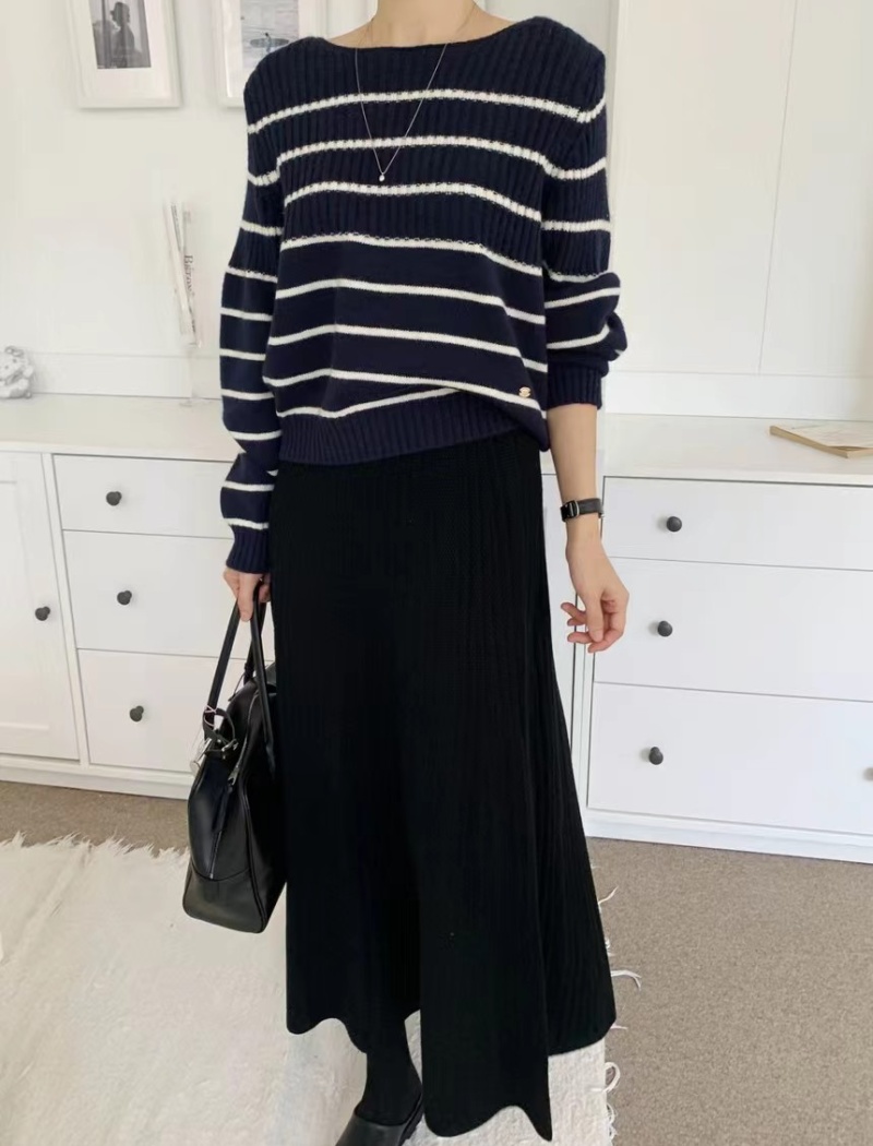 Korean style simple pit stripe knitted all-match skirt