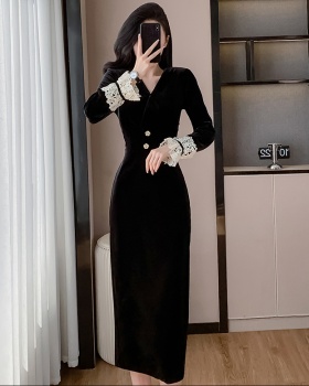 Pinched waist V-neck autumn long temperament dress