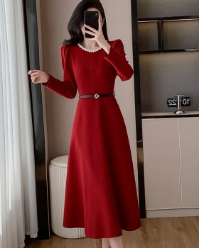 Long round neck pearl temperament autumn ladies dress