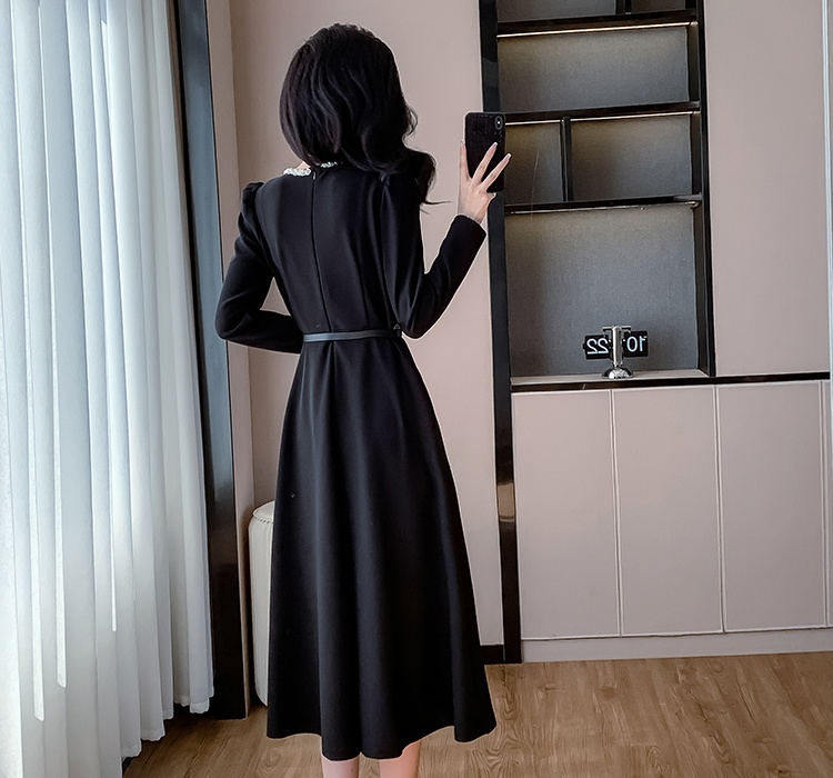 Long round neck pearl temperament autumn ladies dress