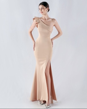 Oblique collar beading evening dress shoulder formal dress