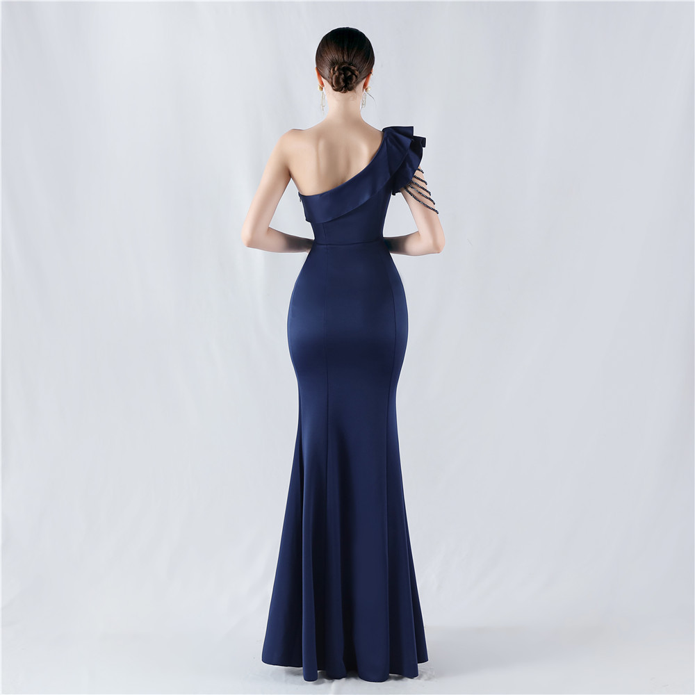 Oblique collar beading evening dress shoulder formal dress