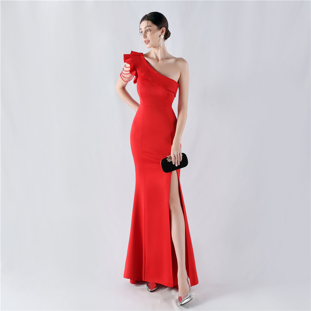 Oblique collar beading evening dress shoulder formal dress