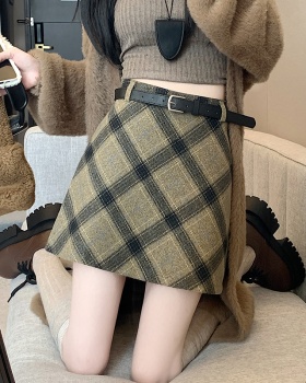 Plaid A-line skirt autumn and winter short skirt