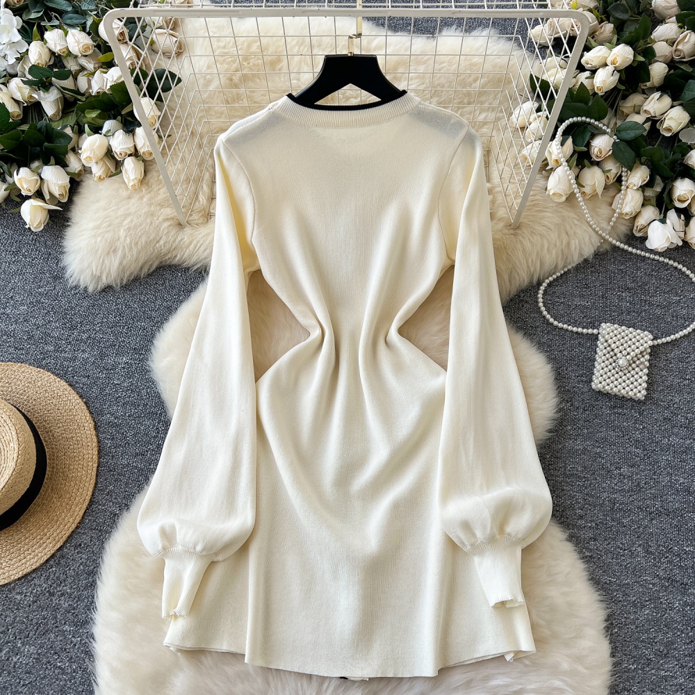 Bow round neck sweater pinched waist inside the ride dress