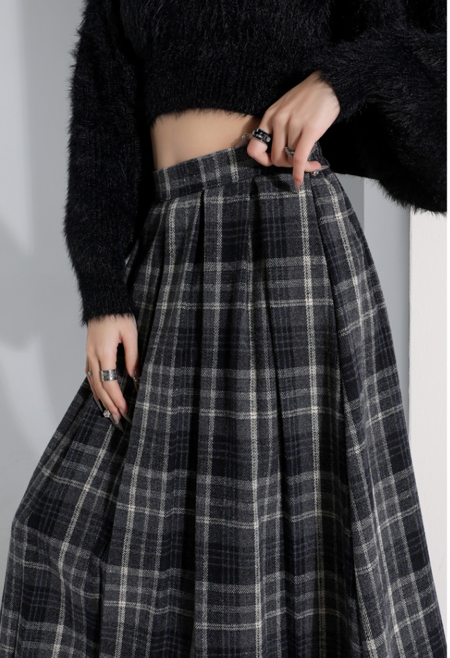 Long plaid retro woolen A-line pleated skirt for women