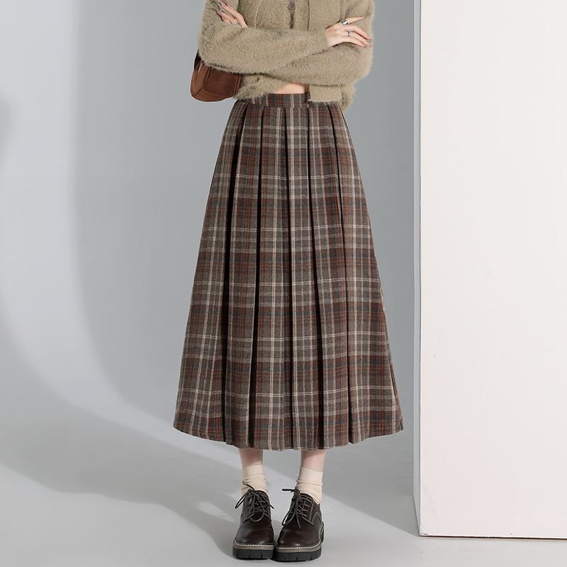 Long plaid retro woolen A-line pleated skirt for women