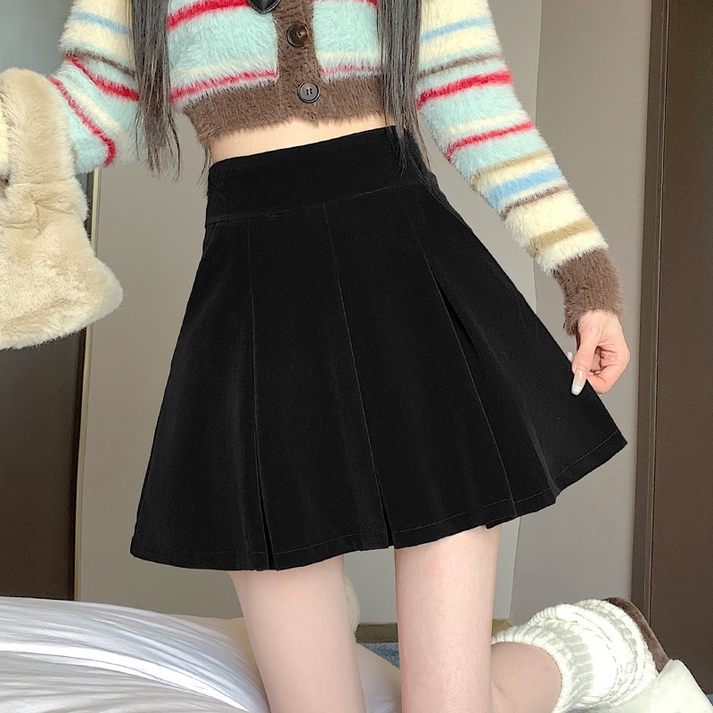 Slim autumn and winter skirt pleated velvet short skirt