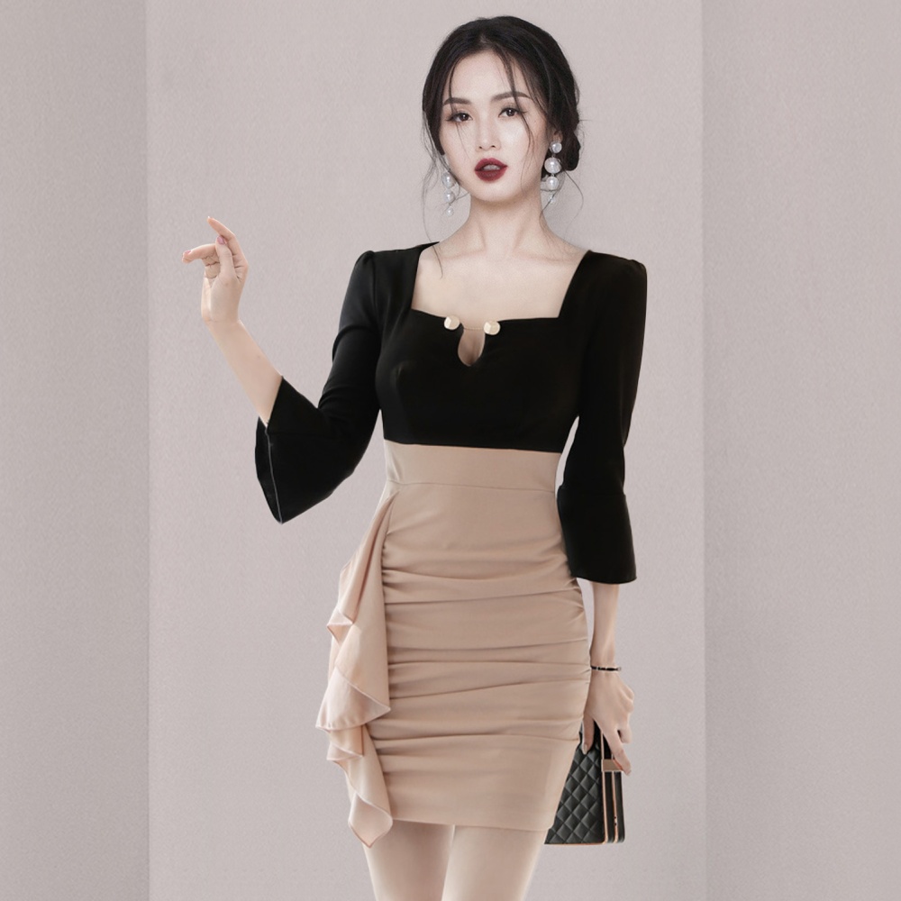 Autumn and winter trumpet sleeves slim dress