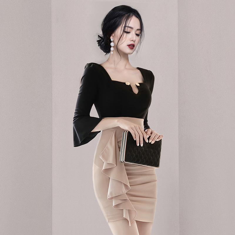 Autumn and winter trumpet sleeves slim dress