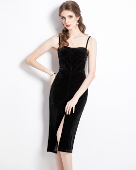 Golden velvet sling split slim inside the ride long dress