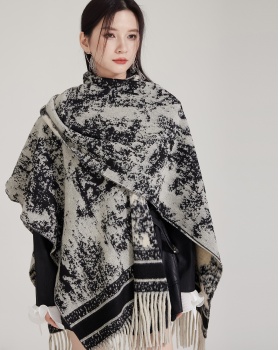 Collocation light luxury cloak ink shawl for women