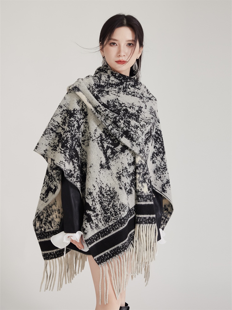 Collocation light luxury cloak ink shawl for women