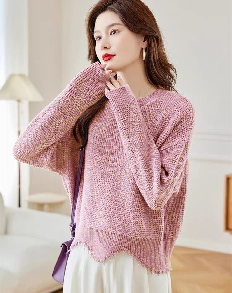 Low round neck sweater bottoming shirt for women