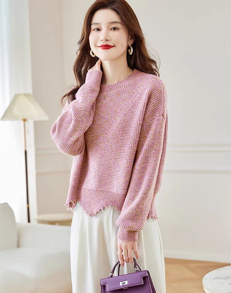 Low round neck sweater bottoming shirt for women