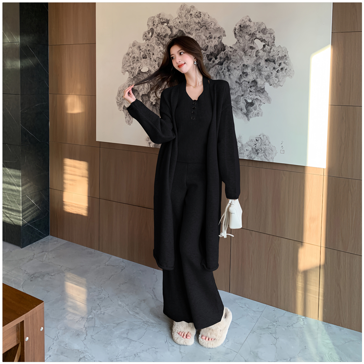 Autumn and winter long coat knitted cardigan 3pcs set