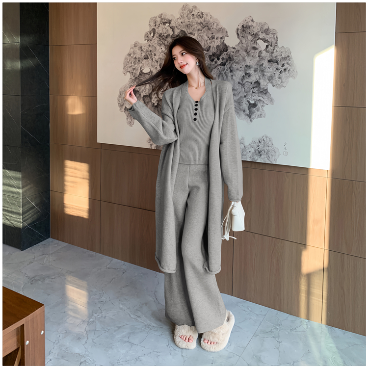 Autumn and winter long coat knitted cardigan 3pcs set