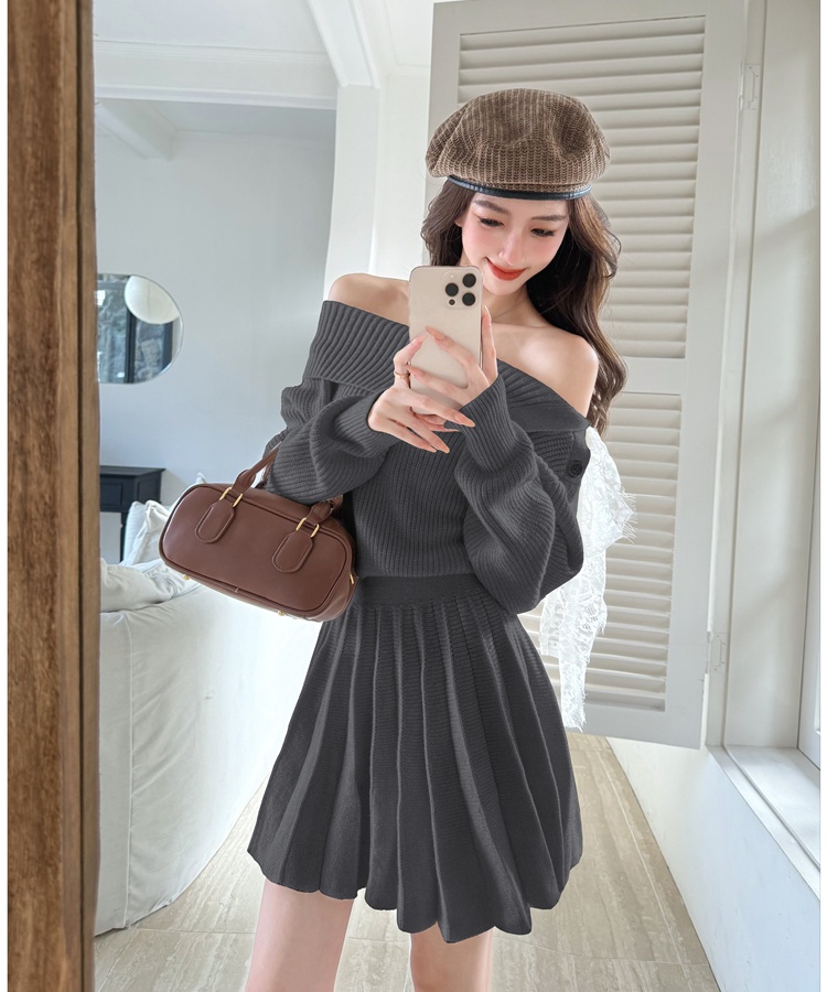 Winter long sleeve T-back enticement dress for women