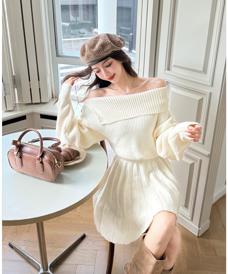 Winter long sleeve T-back enticement dress for women